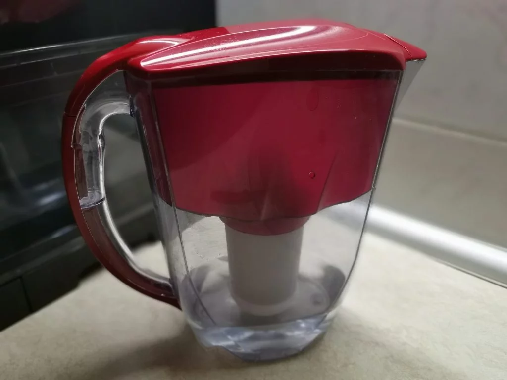 aquaphor bokal za filtraciju vode crveni
