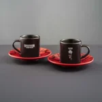 Set 2 šoljice za kafu sa tacnama Bialetti Stranger Things kolekcija