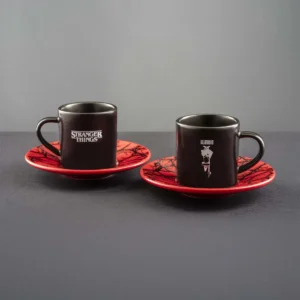 Set 2 šoljice za kafu sa tacnama Bialetti Stranger Things kolekcija